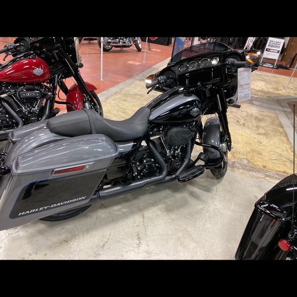 Meet your Posher, Mark - Picture 1 of 1